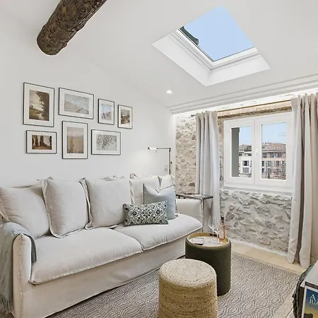 Le Republique Antibois - Au Coeur Du Vieil Apartment Antibes