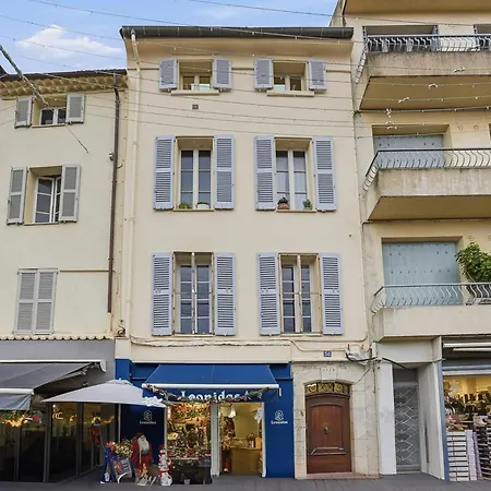 Le Republique Antibois - Au Coeur Du Vieil * Antibes
